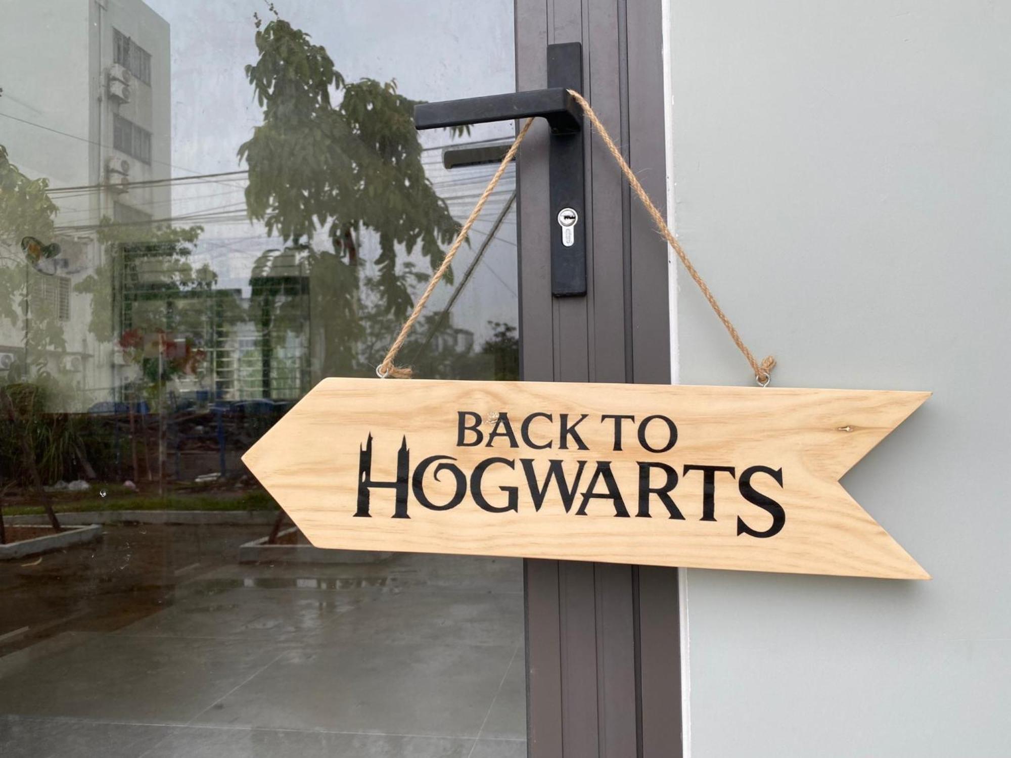 الشقق الفندقية مدينة هوشي منهفي  The Hidden Hogwarts - Nearly Bui Vien Walking Street المظهر الخارجي الصورة